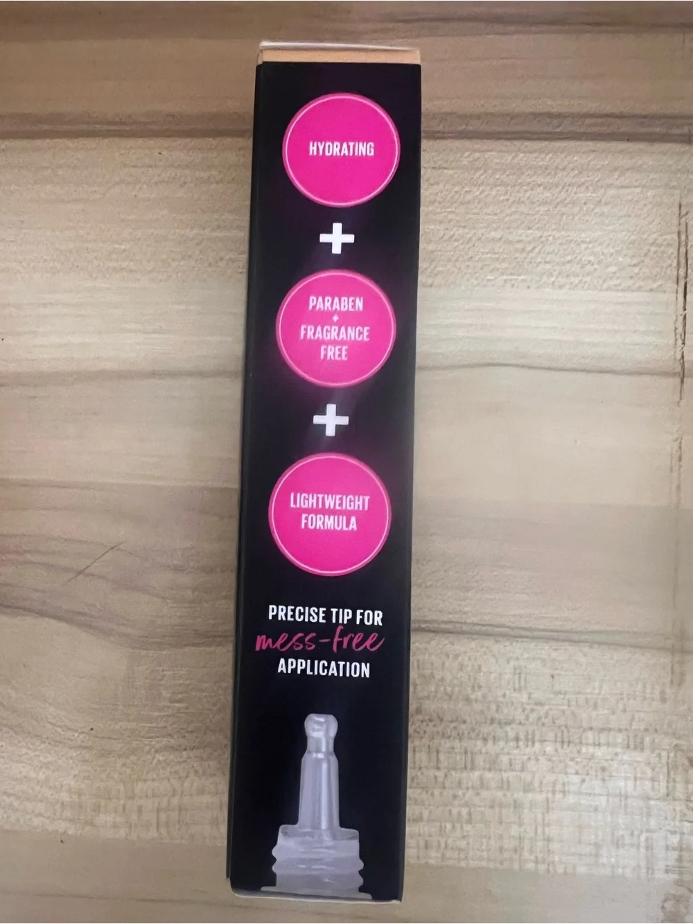 NIB LA GIRL TINTED FOUNDATION WARM BEIGE